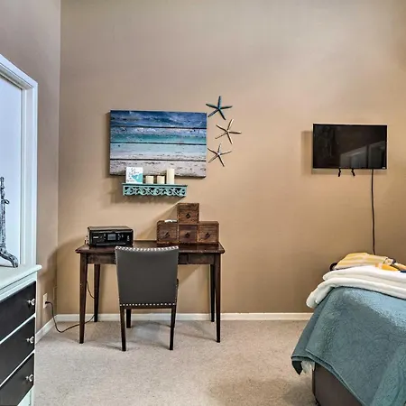 Horseshoe Bay Resort Townhome - Near Lake Lbj!